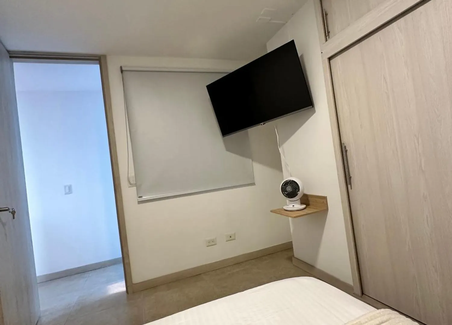 Апартаменты Apartamento En Laureles Cerca A La 70 Y Estadio - 702 Медельин