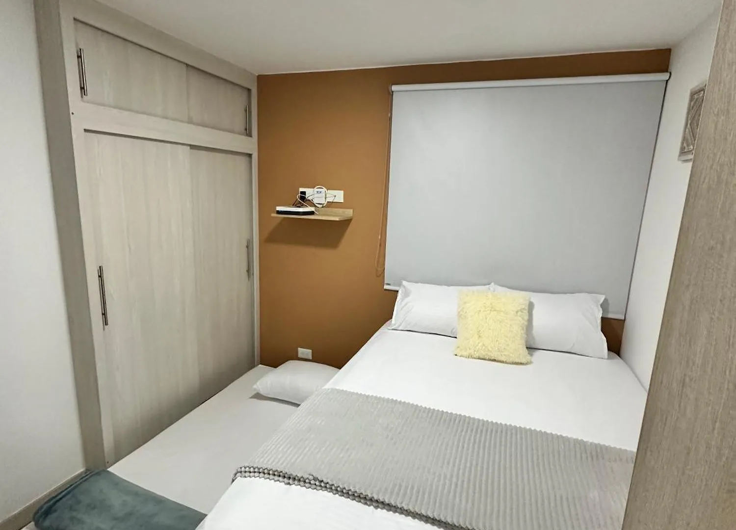 Apartamento En Laureles Cerca A La 70 Y Estadio - 702 Medellín 0*,